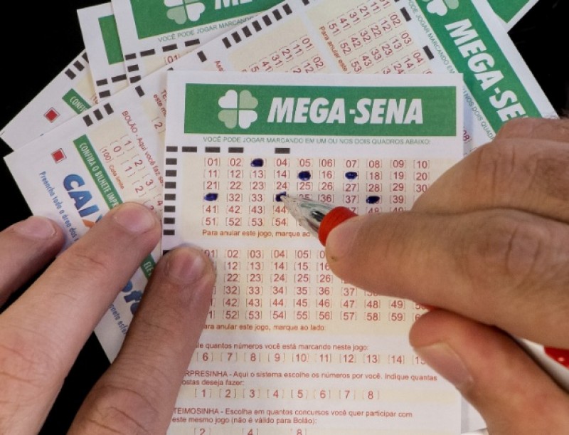 Mega-Sena sorteia R$ 33 milhões; confira o resultado deste sábado (14)